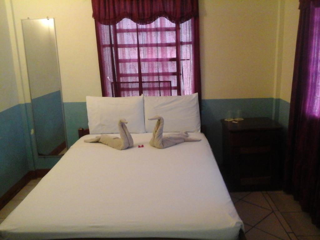 בליז סיטי Belcove Hotel & Guesthouse מראה חיצוני תמונה